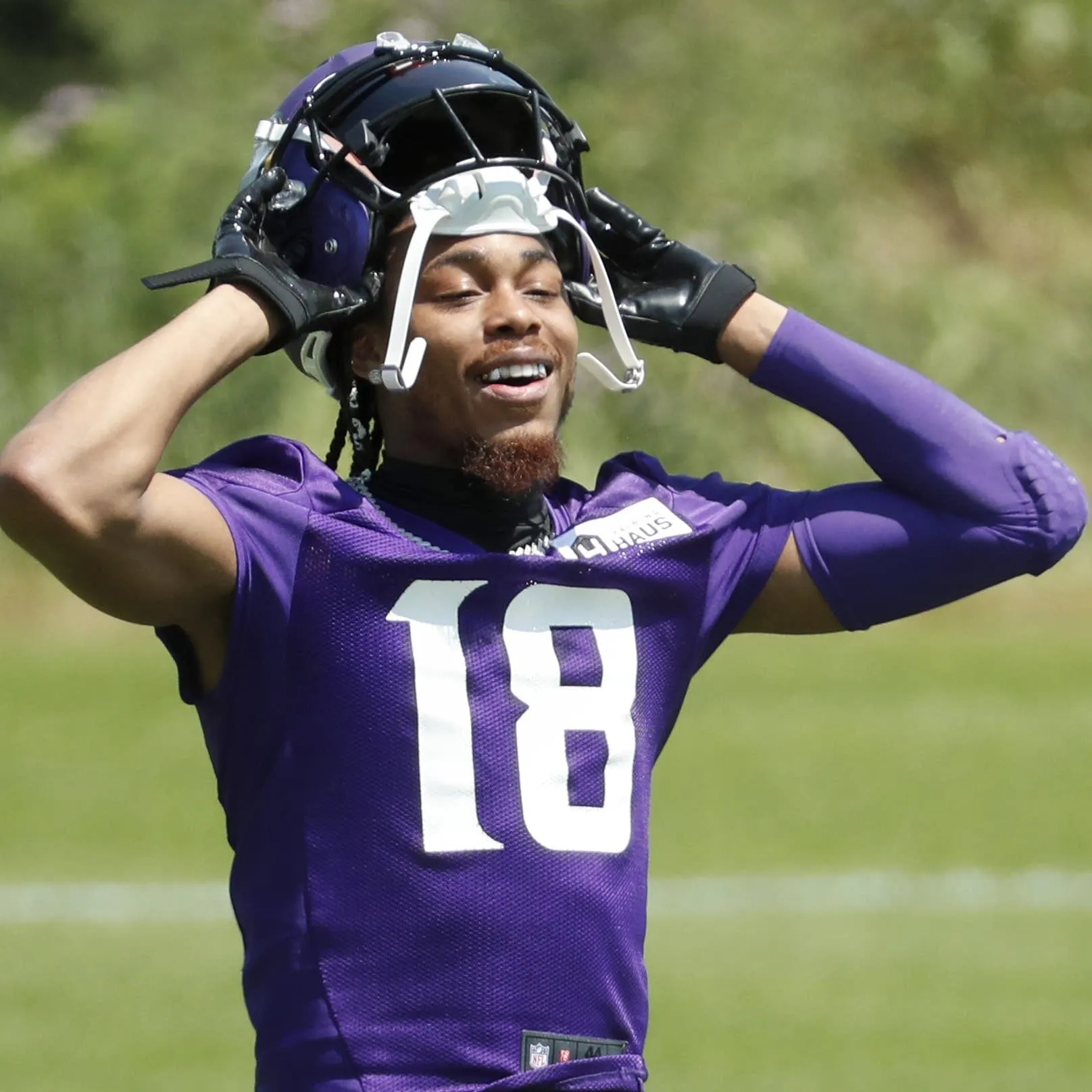 Vikings get Jefferson back for minicamp as star WR takes ...