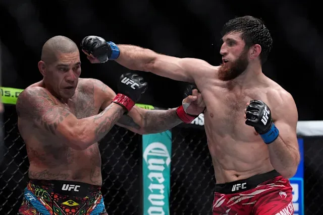 Alex Pereira considered withdrawing from Magomed Ankalaev fight and now  wants rematch - Yahoo Sports