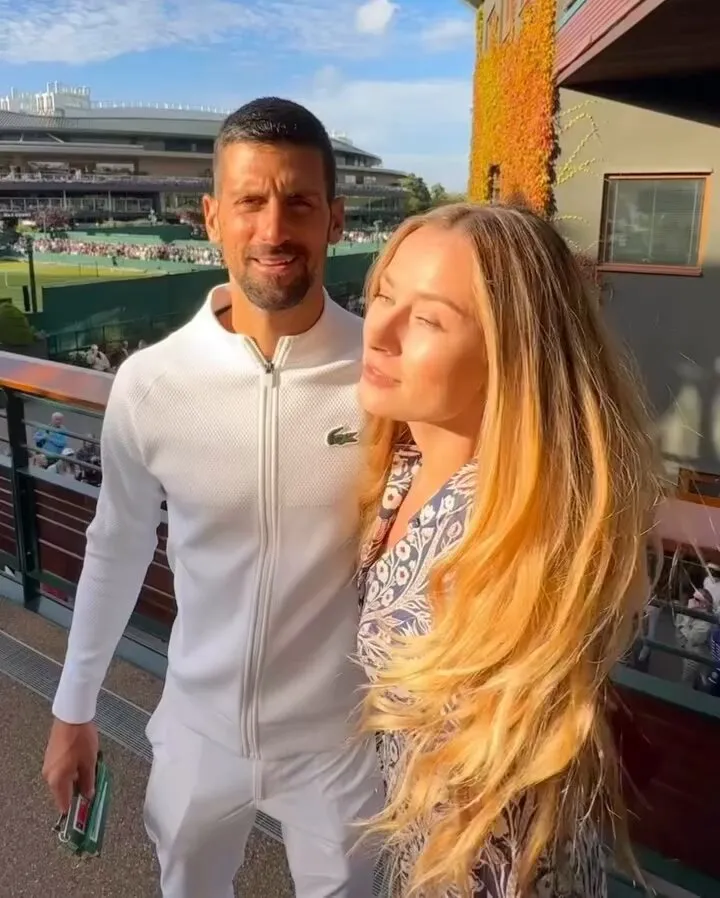 TRAVEL&Sp🎾rts on X: "The #hairFlip 😛 @DjokerNole 👋 https ...