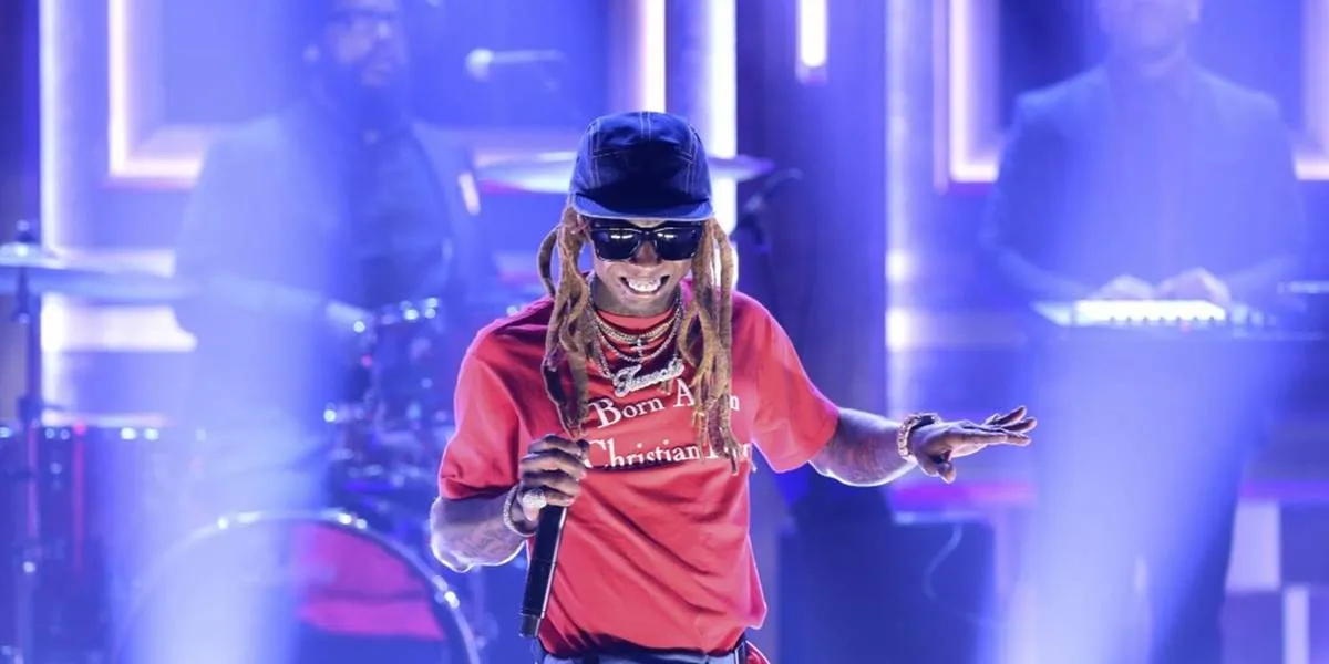 Lil Wayne Officially Announces 'Tha Carter VI' Release Date in an Unusual  Way
