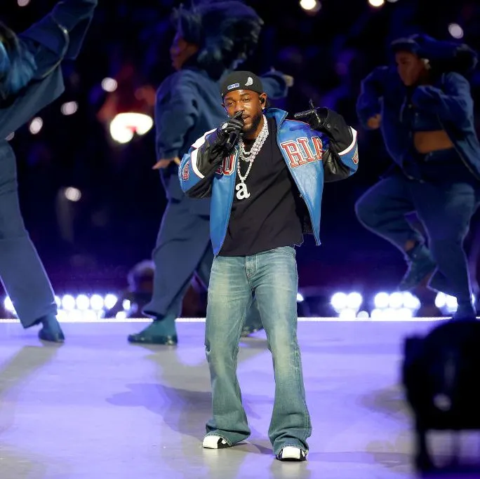 See the Best Reactions to Kendrick Lamar's Super Bowl Halftime Show (and  His Jeans)