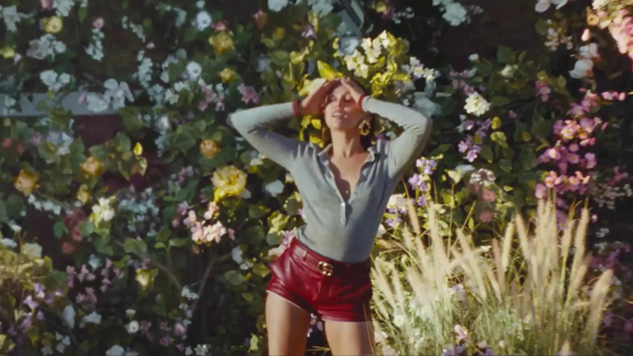 Gucci Flora Campaign ft Miley Cyrus - DAILY COMMERCIALS