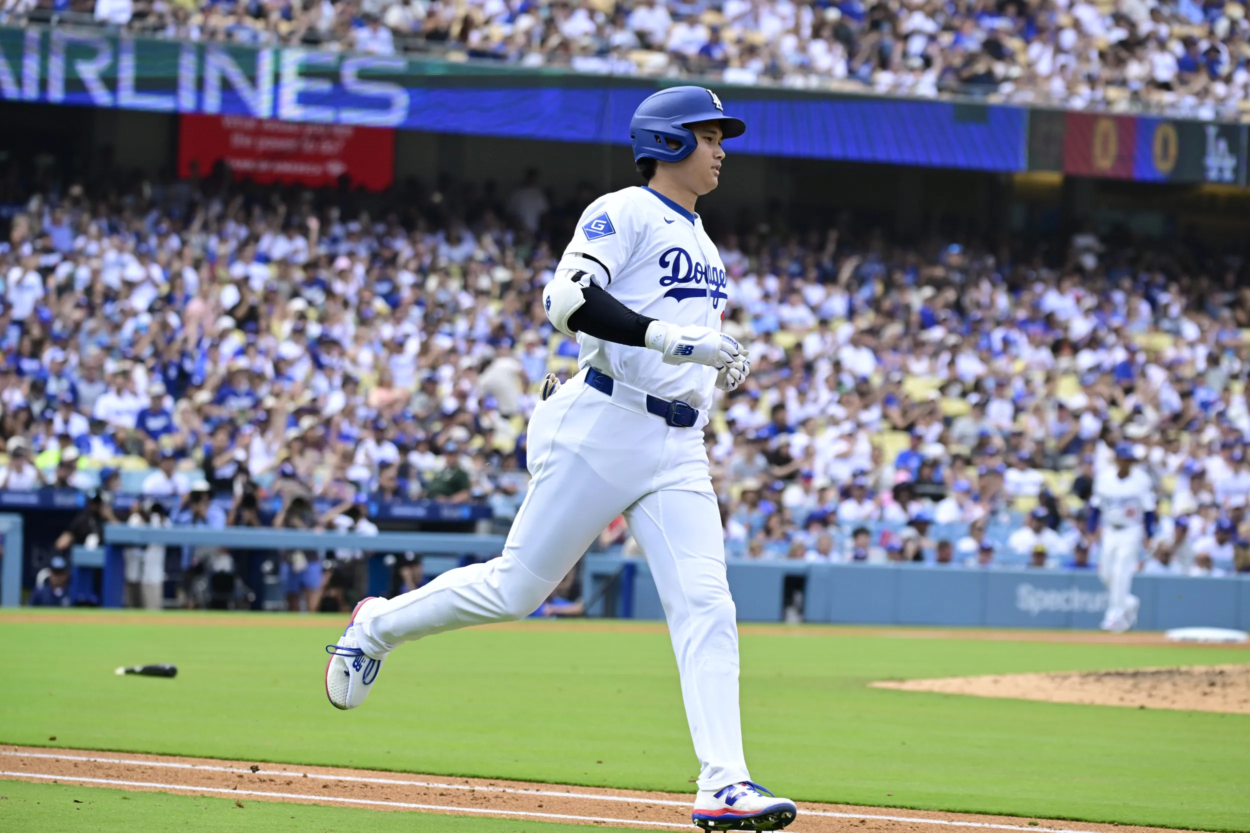 MLB Contenders 'Upset' With Dodgers, Shohei Ohtani Going ...