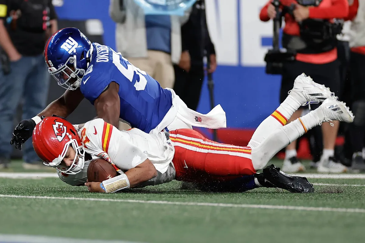 Is the NFL mocking Patrick Mahomes? They showcase a horrible ...