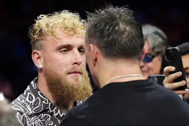 Oleksandr Usyk vs. Jake Paul MMA Fight Confirmed? Team Reveals 2026 Plans -  Yahoo Sports