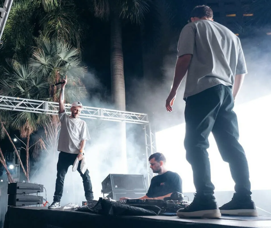 Martin Garrix, Matisse & Sadko reunite for eighth time to convert Ultra  intro ID into newest 'Sentio' piece, 'Good Morning' - Dancing Astronaut :  Dancing Astronaut