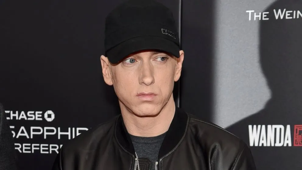 Eminem Opens Up About Addiction, Losing 80 Pounds and Getting Healthy - ABC  News