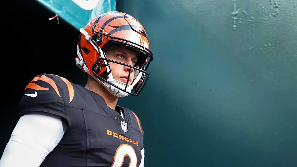 Joe Burrow makes first public comments since injury: 'this game will break  your heart'