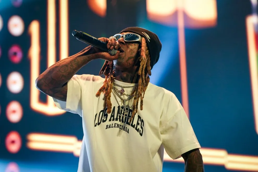 Lil Wayne Says The NFL 'F**ked Up' By Not Having Him Perform At The Super  Bowl