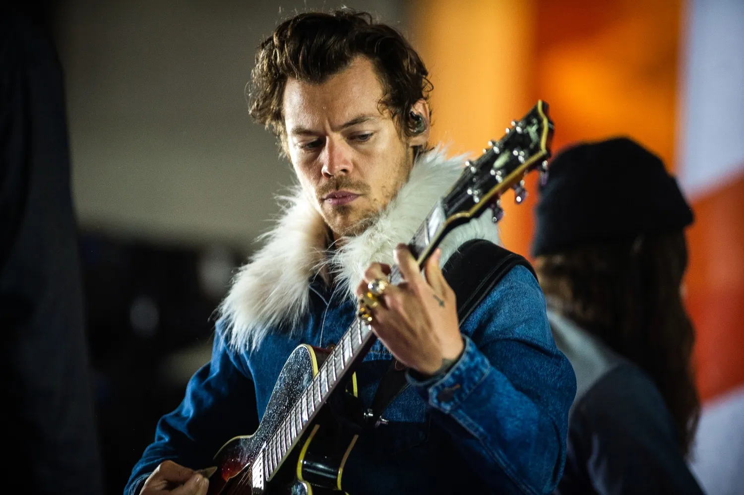 Harry Styles appears to get hit in the face with an object in latest  celebrity attack