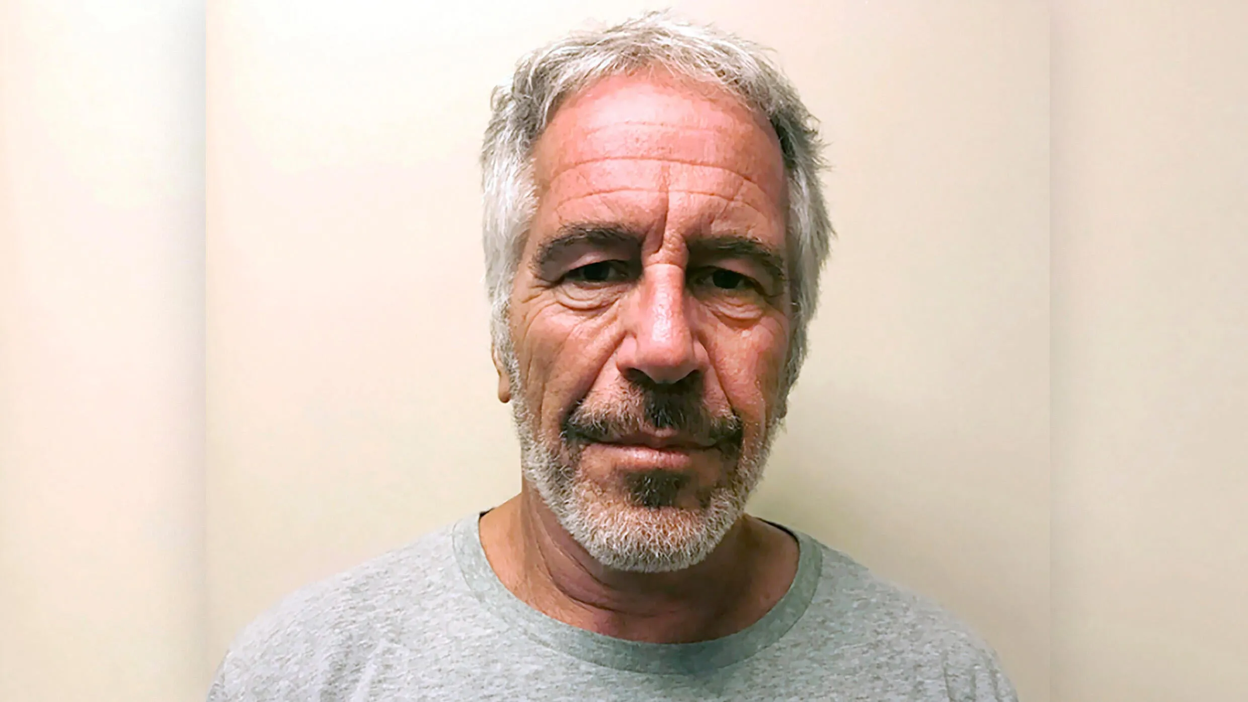 The night Jeffrey Epstein claimed his cellmate tried to kill him - CBS News
