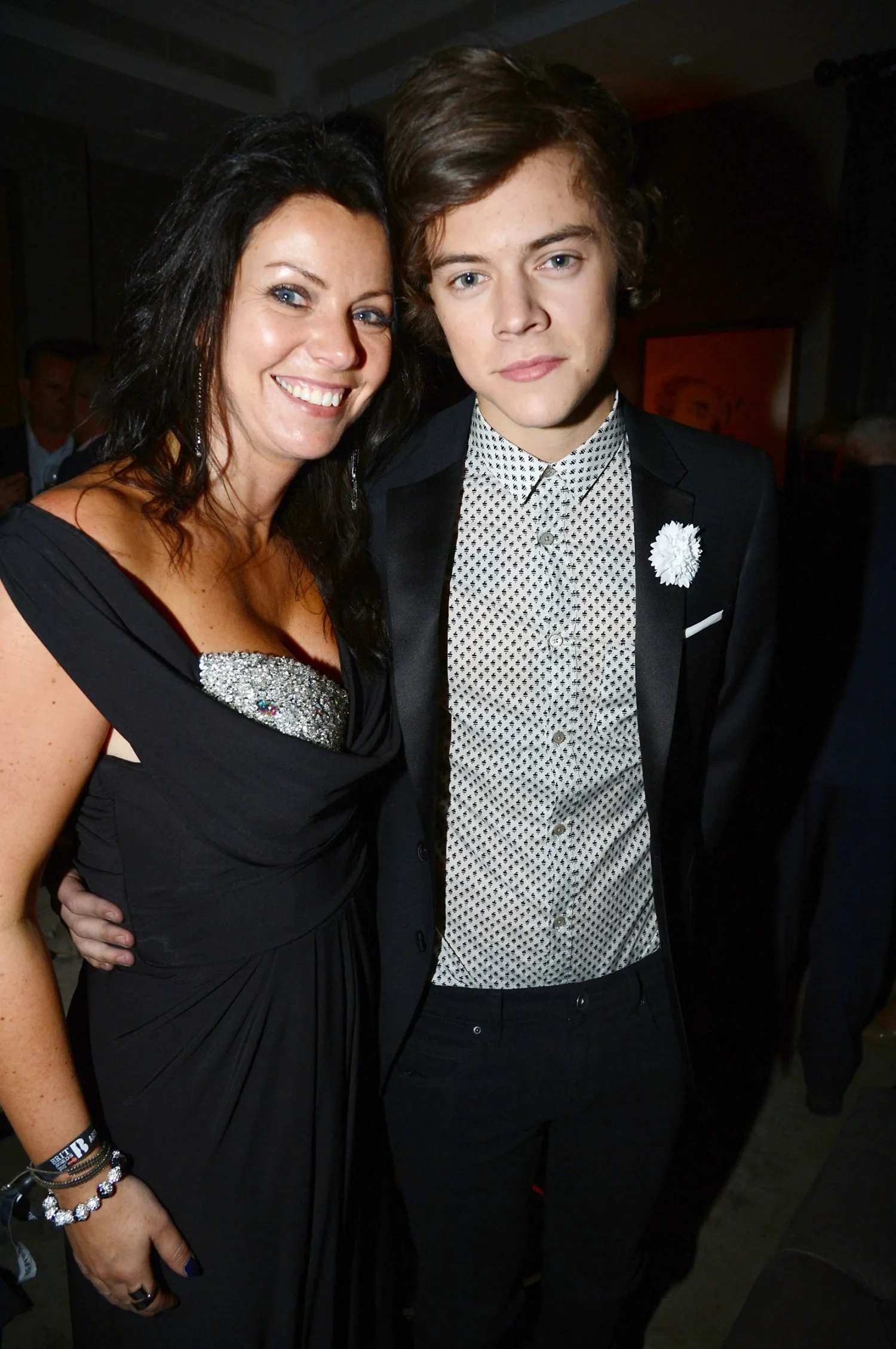 Harry Styles' mom 'saddened' by negative comments about his movie