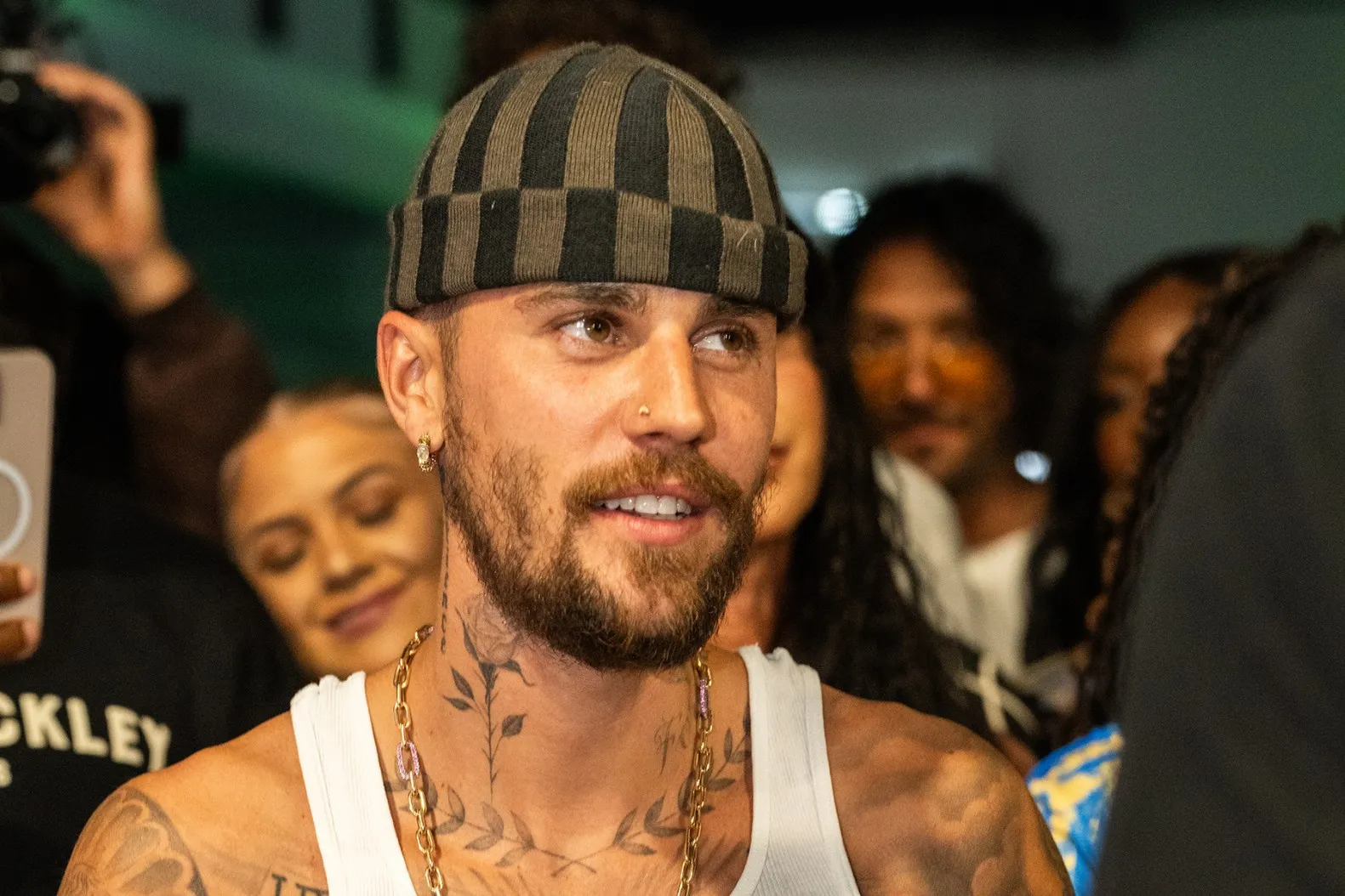 Justin Bieber Announces 'Swag II'