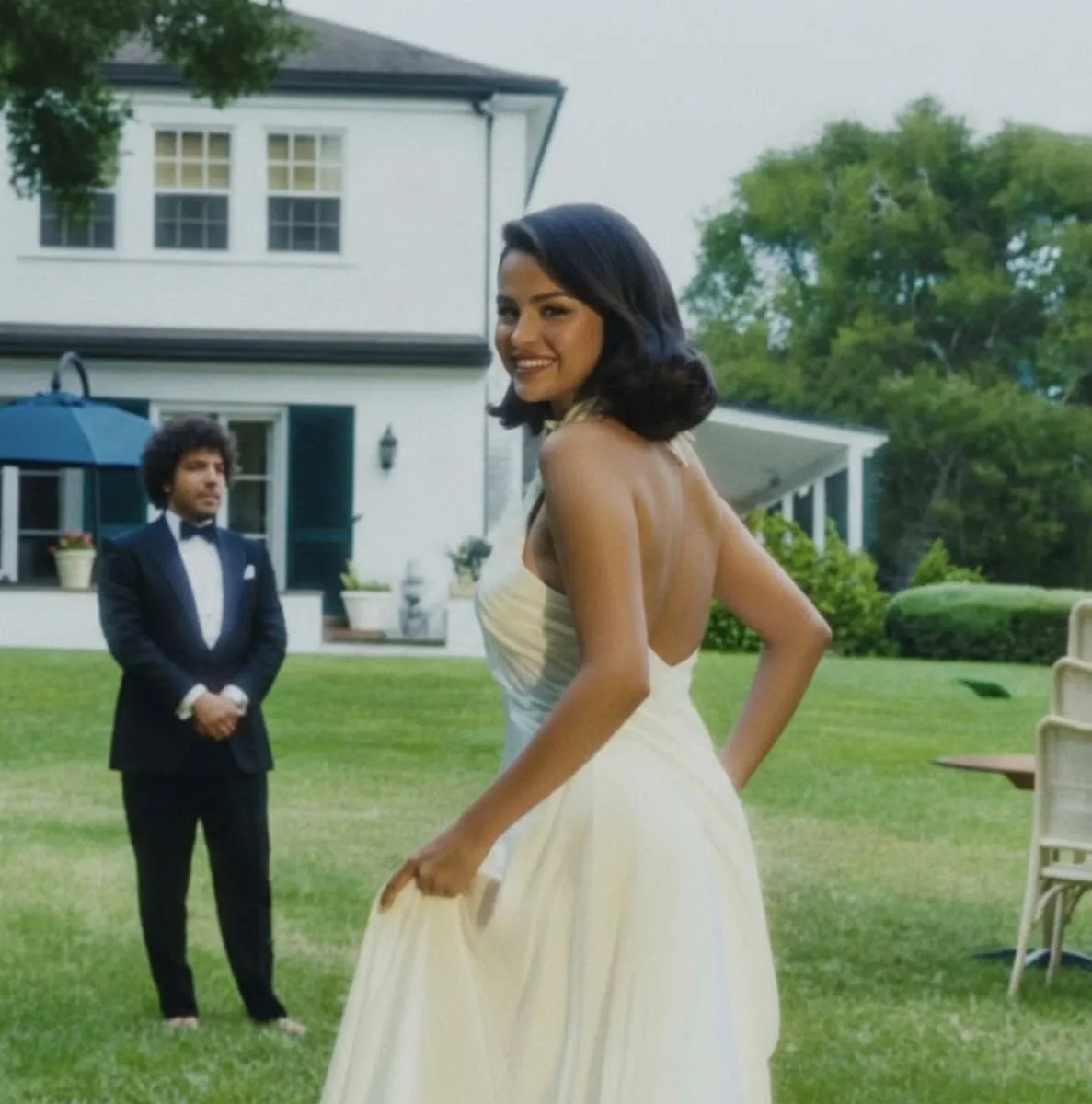 kurdi ❤️‍🔥 on X: "#GomezWedding without the ugly ass filter OMGGG  https://t.co/hrMv7oOeni" / X