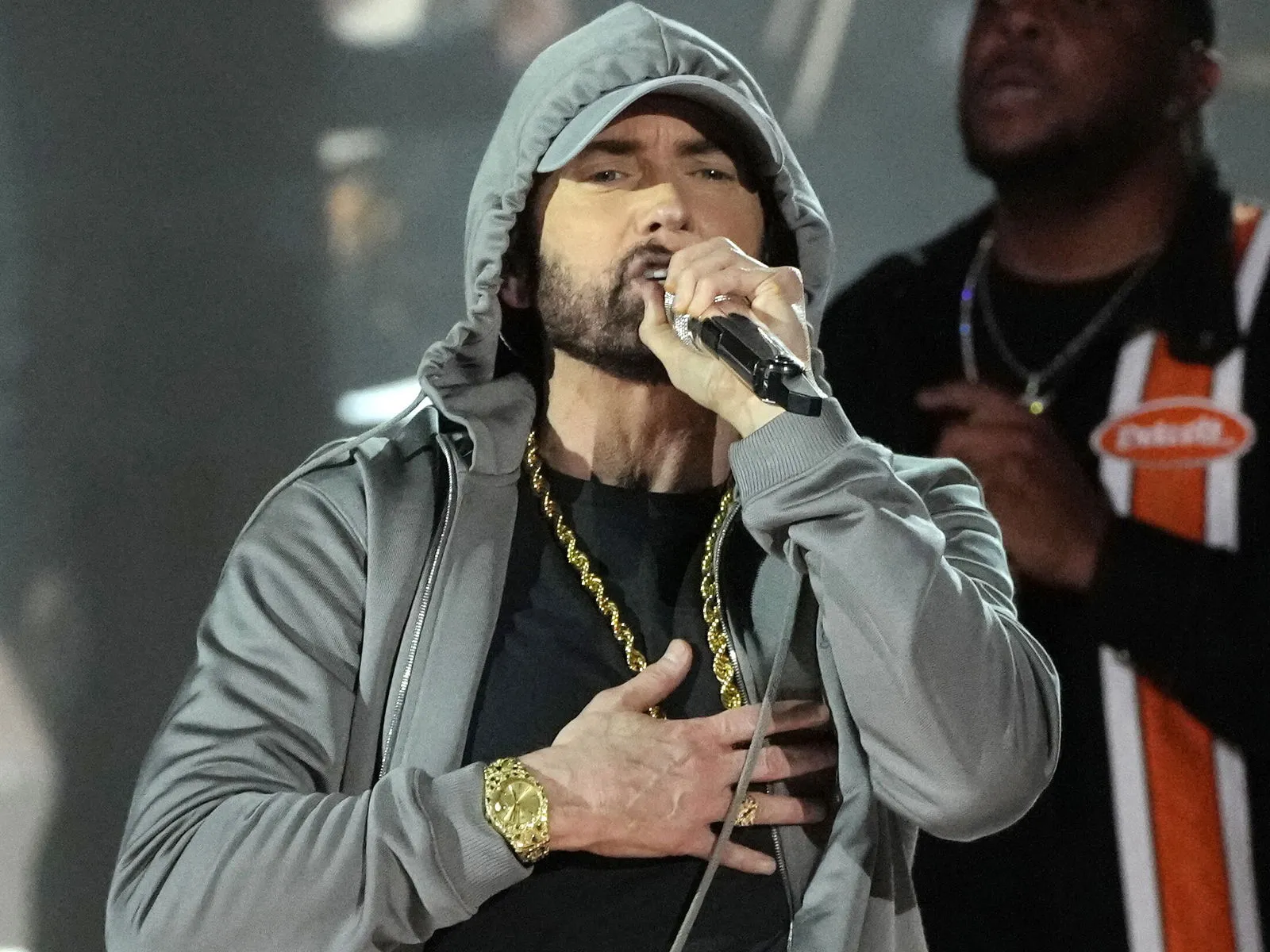 Eminem: Neuer STANS-Song “Everybody's Looking At Me” | bigFM