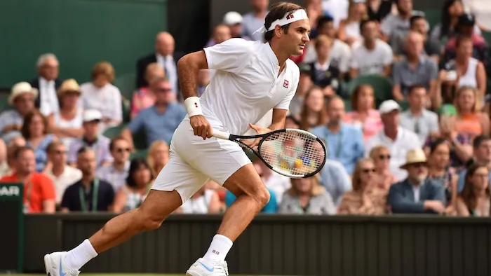 Federer file en huitièmes de finale à Wimbledon, Raonic doit attendre |  Radio-Canada