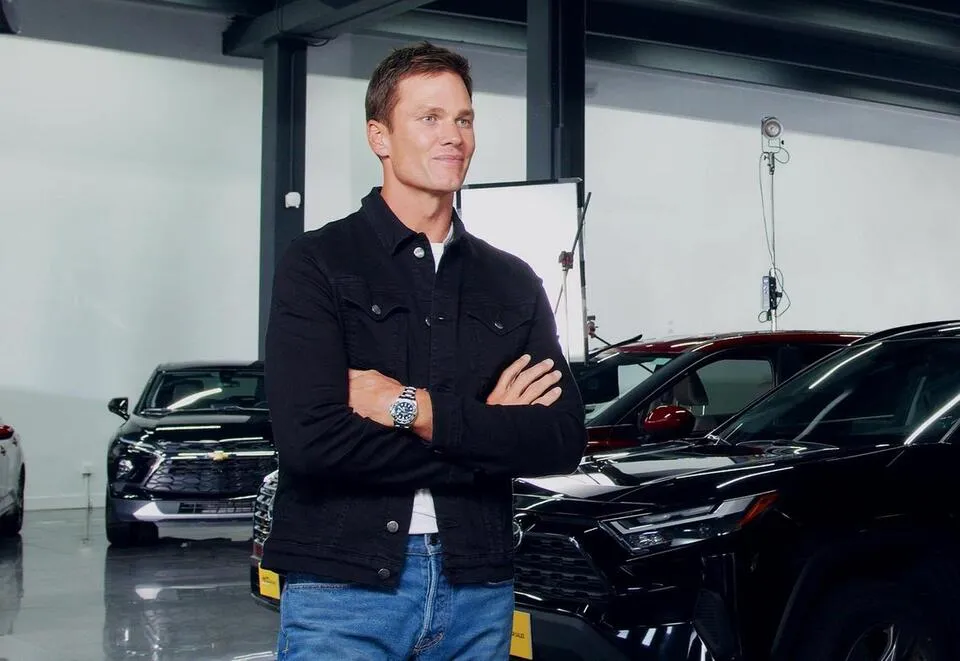 Tom Brady Admits ‘Mistakes' in Broadcast Booth, More 'Comfortable' ...