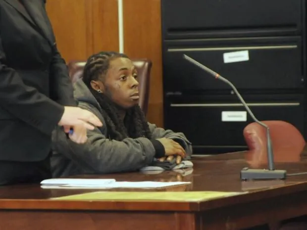 Lil' Wayne Eats Pasta for his First Meal at Rikers, Allowed to Keep His Teeth - Manhattan - New York - DNAinfo