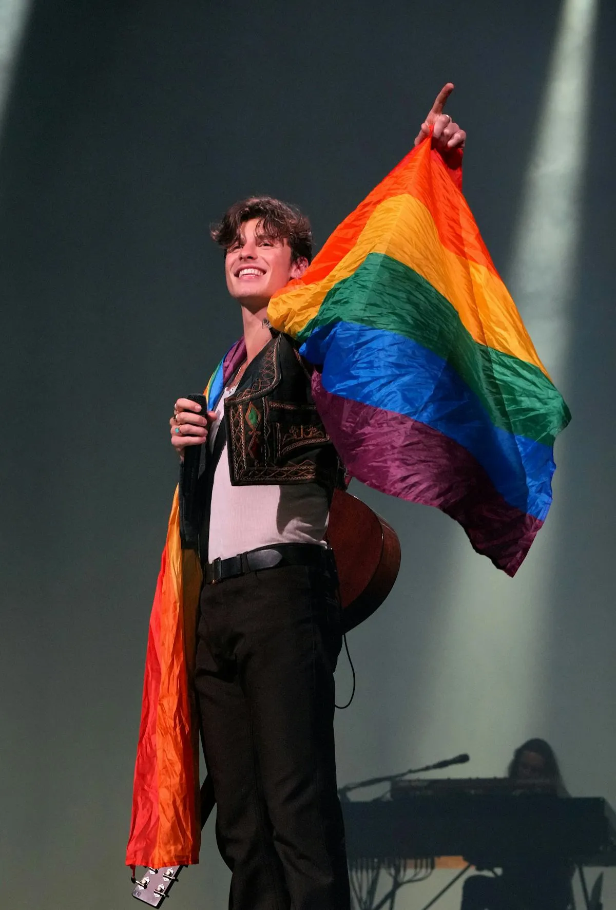 Photos From Shawn Mendes' 'Wonder' Tour