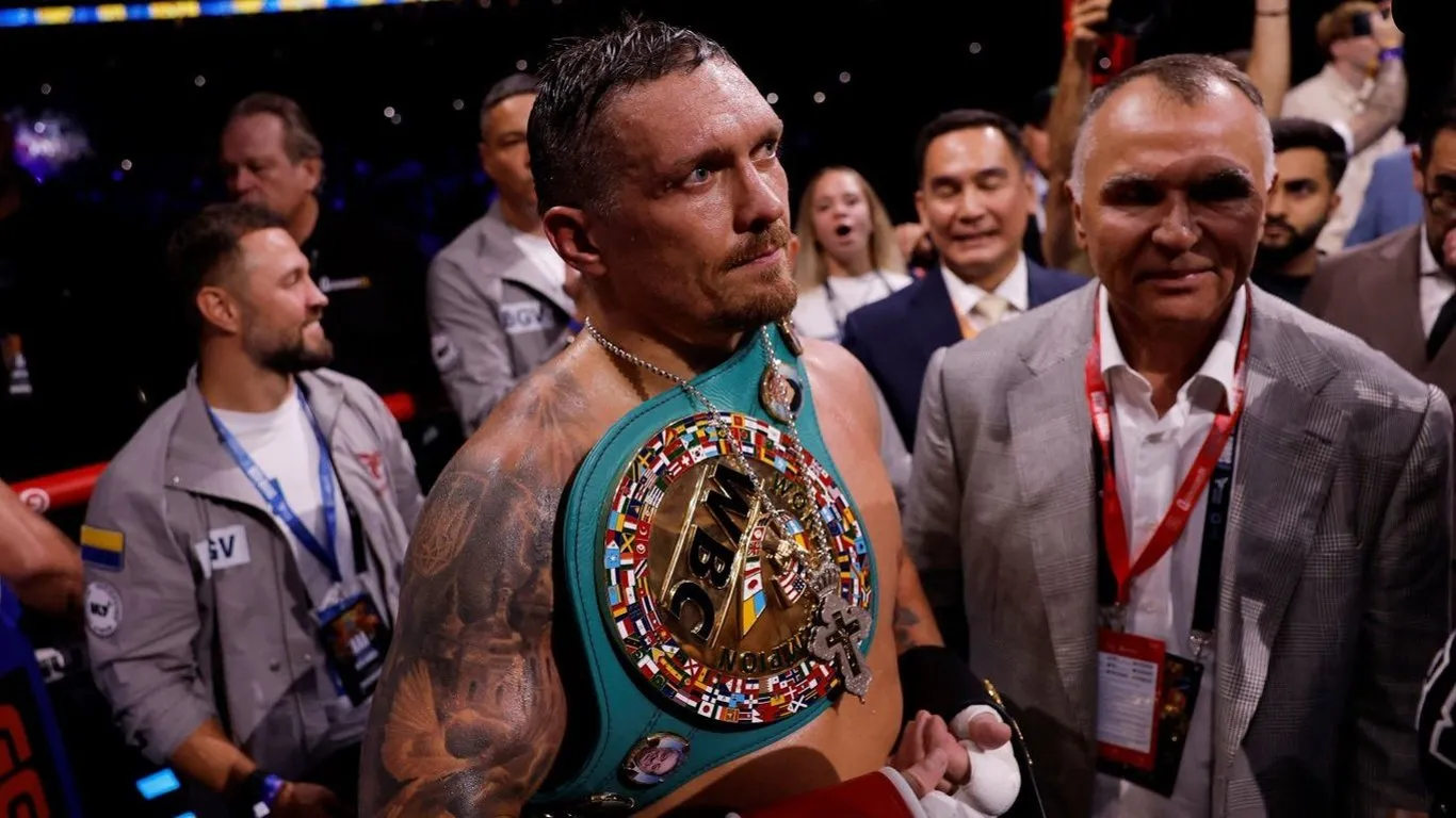 Oleksandr Usyk Prepares for MMA Debut: Who Will He Face? - all the latest  news today – 112.ua