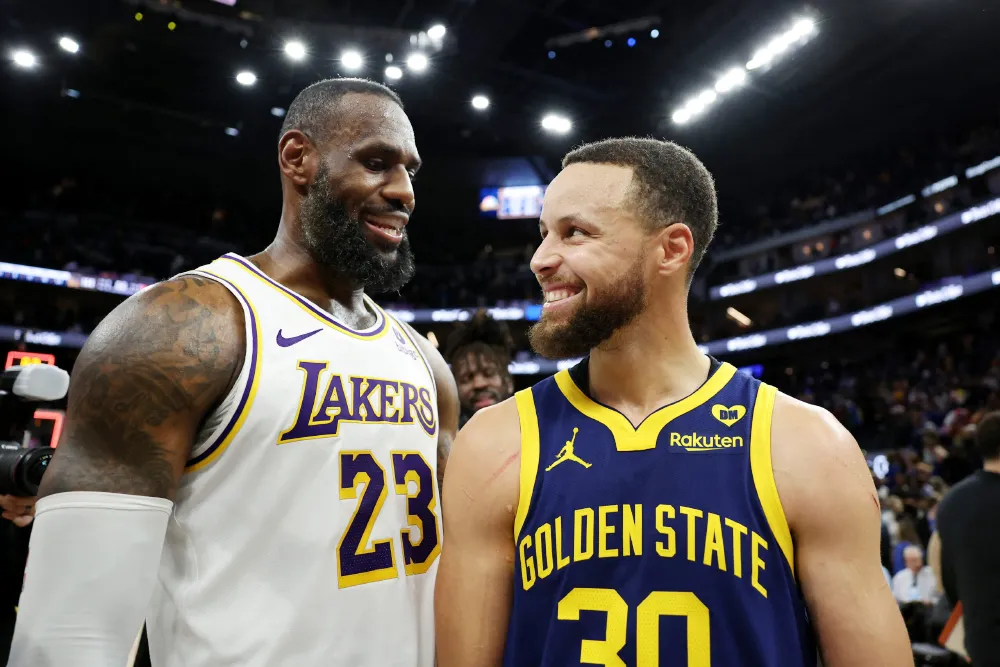Warriors đã theo đuổi LeBron James 18 tháng, quyết tái hợp “nhà vua” với Stephen  Curry
