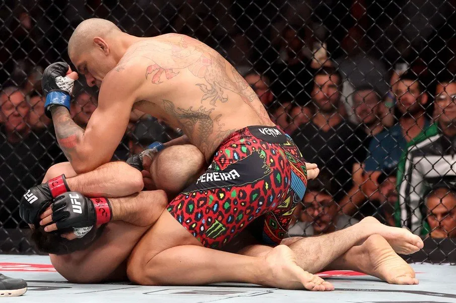 No Ataque on X: "Vídeo: veja a vitória de Alex Poatan sobre Ankalaev no UFC 320 #noataque https://t.co/xqbx4xKjgt" / X