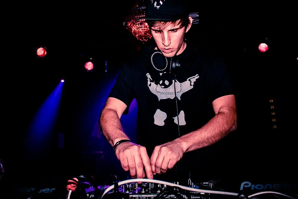 EDM Assassin Exclusive] Illenium Interview - Grand Rapids - By The Wavs