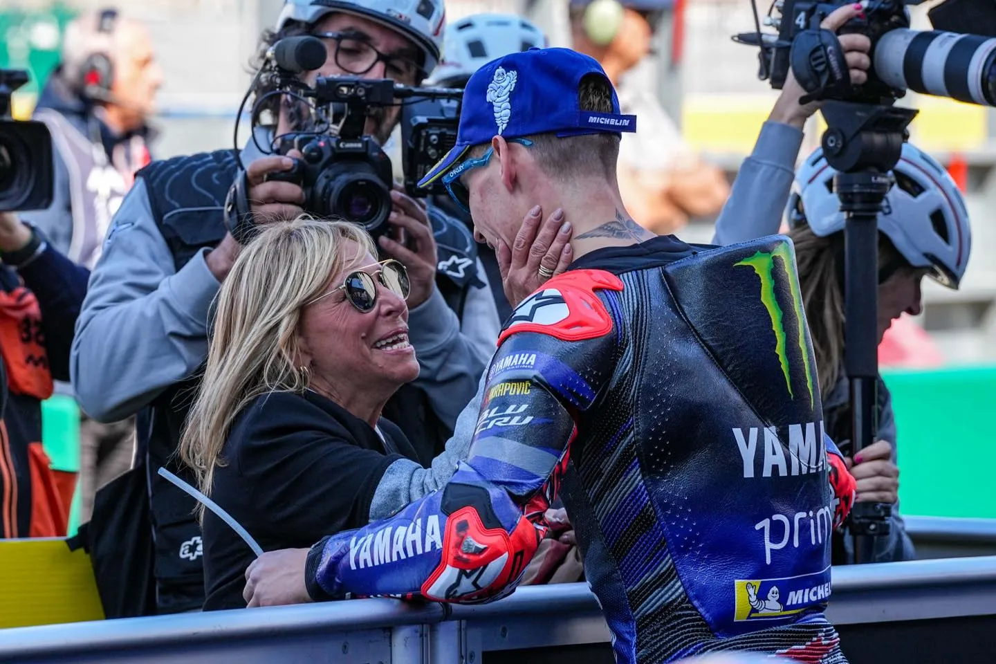 Alessio Piana on X: "#MotoGP #FrenchGP Fabio Quartararo orgoglio di mamma  (e del motociclismo intero) ❤️ https://t.co/Od1NUghTE3" / X