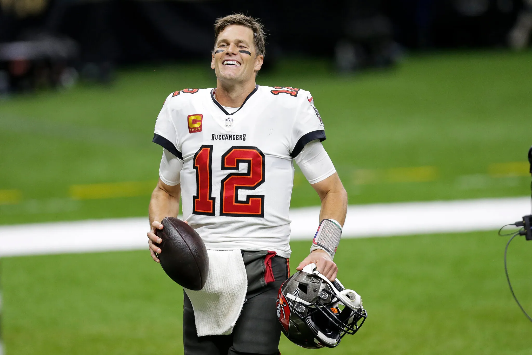 Tom Brady, Defying Age, Heads to Another Super Bowl - The New York Times
