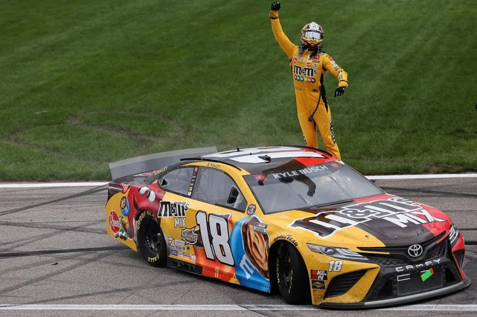 Despite Losing A Primary Sponsor, Nascar's Kyle Busch And Joe Gibbs Racing  Are In A Good Place