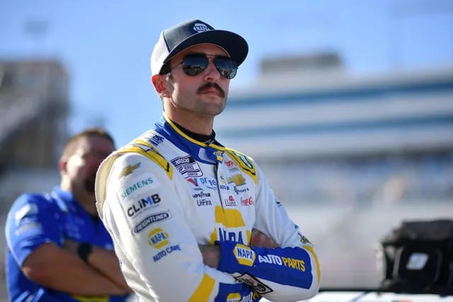 NASCAR takes strict measures against Chase Elliott for violation at Las  Vegas Motor Speedway