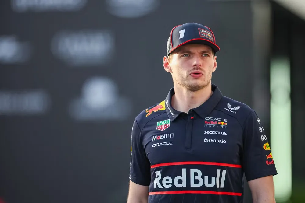 F1: Max Verstappen từ chối nói về tương lai khi tin đồn rời Red Bull lan  rộng | CHUYÊN TRANG THỂ THAO