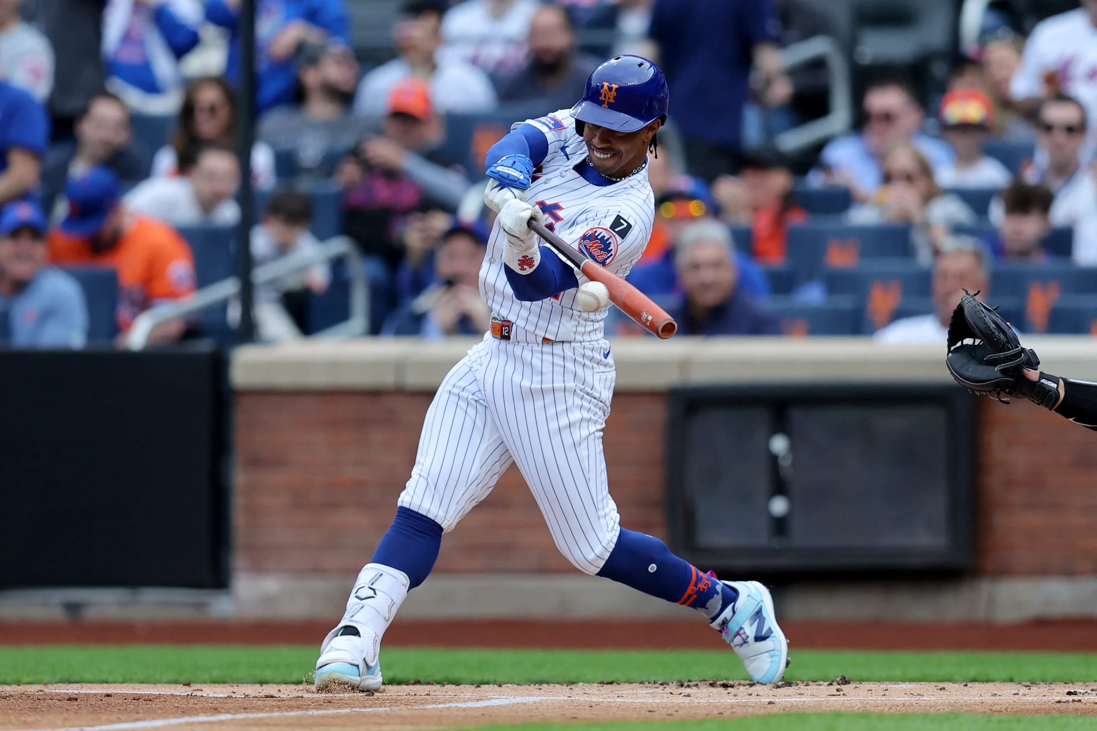 Lindor reaches 1,500 hits milestone with Mets