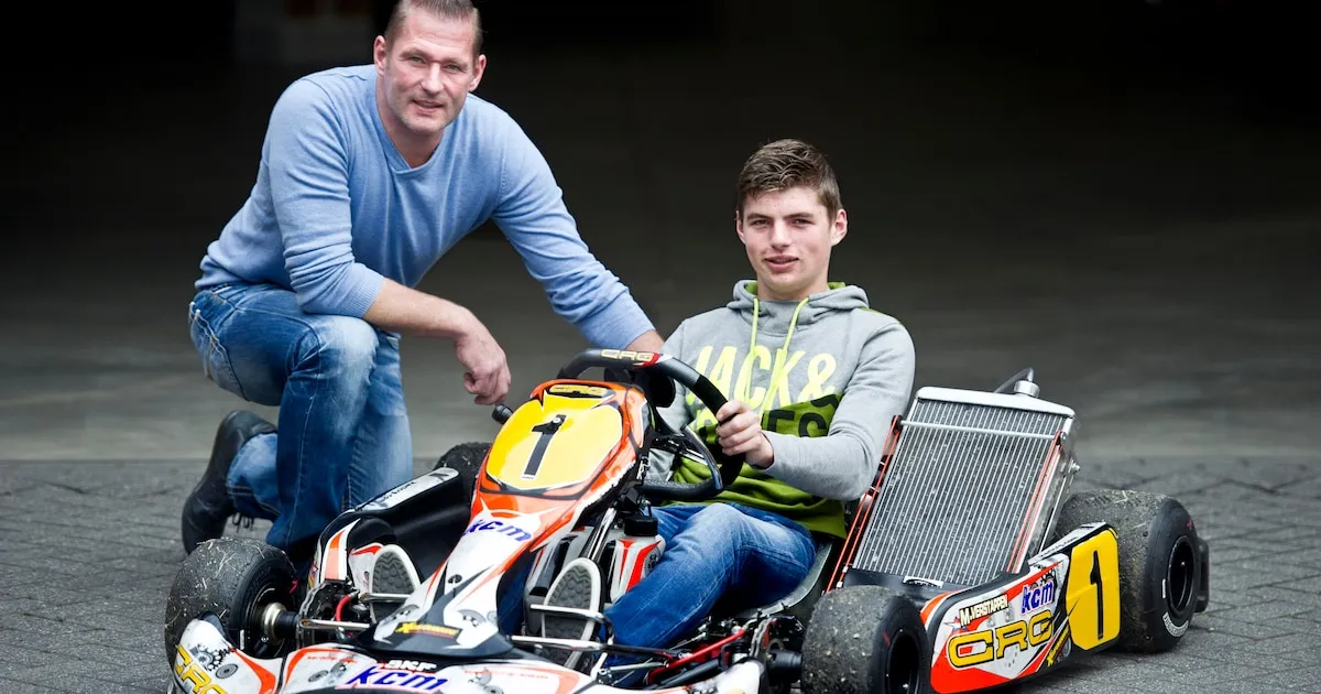 Na onnodige fout in kartrace gooide woeste papa Jos hem zelfs even uit de  auto: hoe Max Verstappen met de harde hand werd opgevoed | Formule 1 |  HLN.be