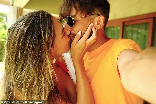 Proud' Zara McDermott shows support for her boyfriend Louis Tomlinson as he releases new music: 'I love you so much darling!' | Daily Mail Online