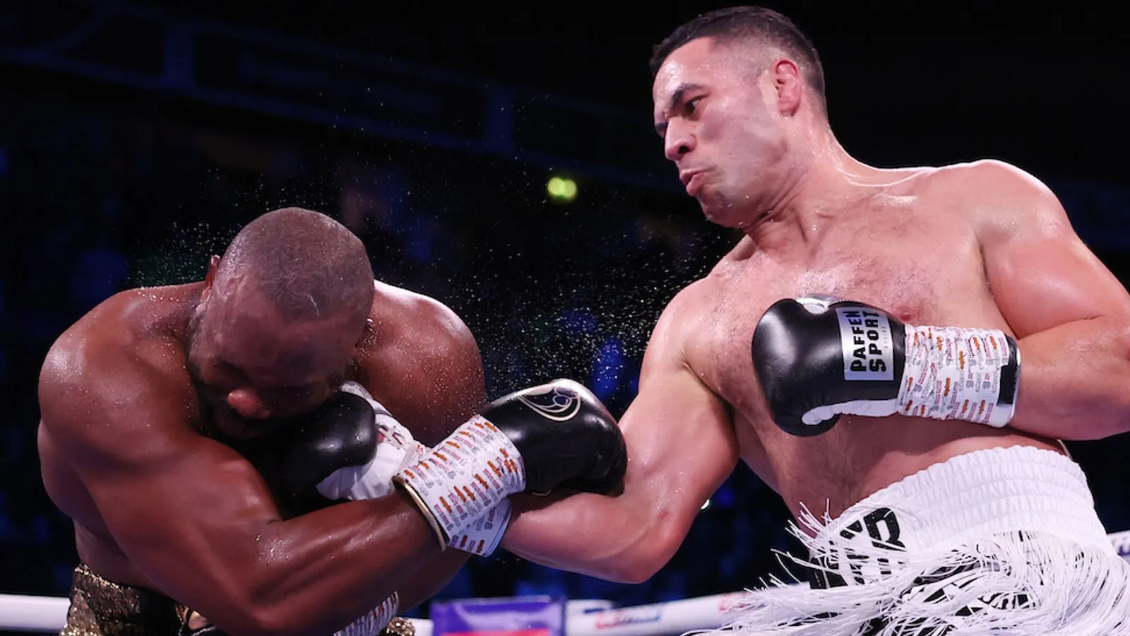 Derek Chisora knocked down and battered by Joseph Parker in heavyweight  rematch but vows not to retire | Boxing News | Sky Sports