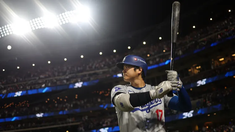 Shohei Ohtani home run: Dodgers star snaps mini slump with moonshot in NLCS  Game 3 win vs. Mets | Sporting News