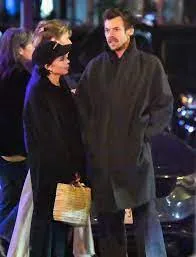 Harry and Zoë Kravitz on their way to dinner after leaving a studio in NYC  - 16 October