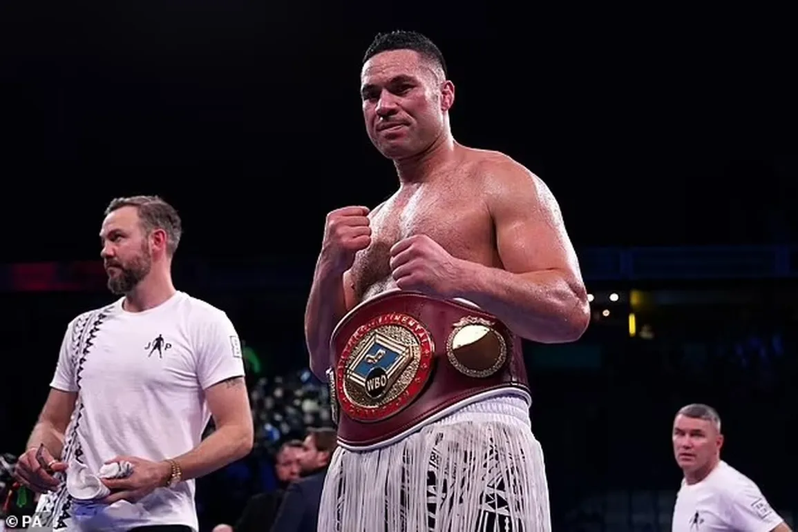 Cuộc chiến hạng nặng: Joseph Parker đánh bại Derek Chisora sau 12 hiệp đấu  | Báo Dân trí