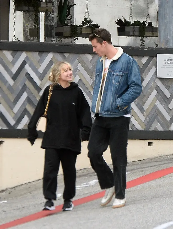 Shawn Mendes phủ nhận hẹn hò người đẹp 24 tuổi - Giải trí