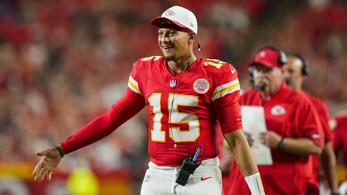 Chiefs news: Will Patrick Mahomes break 2 NFL records vs. Chargers?