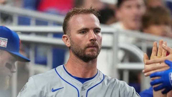 Jul 20, 2024; Miami, Florida, USA; New York Mets first baseman Pete Alonso (20) celebrates after scoring a run against the Miami Marlins in the fourth inning at loanDepot Park. Mandatory Credit: Jim Rassol-Imagn Images