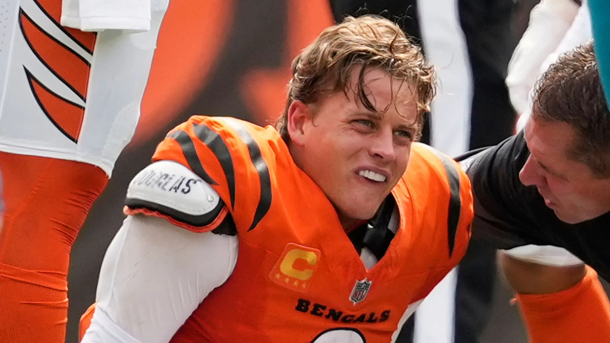 Joe Burrow: Cincinnati Bengals quarterback expected to need surgery and miss three months with turf toe injury | NFL News | Sky Sports