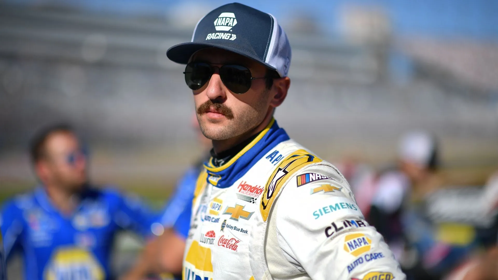 Chase Elliott Pushes Back on Ultra Aggressive Superspeedway Tactics: “Ryan  Blaney Doesn't Make Crazy Blocks—and He Wins” - The SportsRush