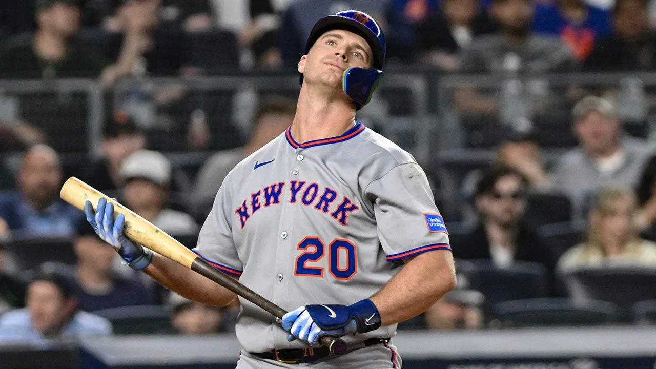 Người hâm mộ bóng chày Kim Mets 'Pete Alonso về lễ kỷ niệm vì đã chơi trò  chơi thông thường