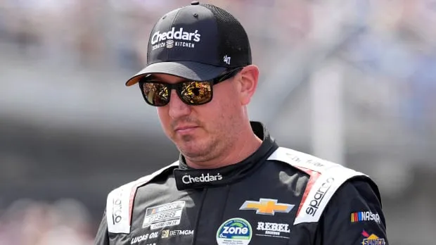 NASCAR legend Kyle Busch pinpoints troubling issues after rough weekend at  Iowa - GPFans.com
