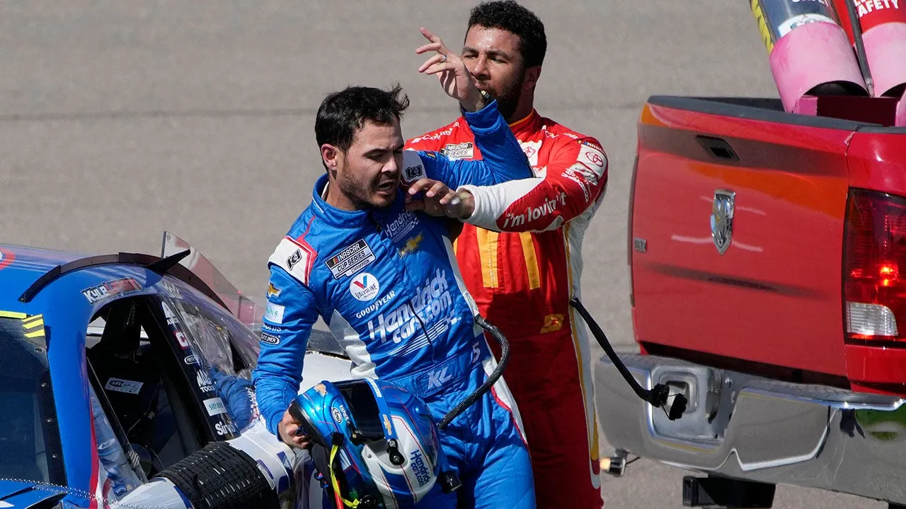 Bubba Wallace apologizes for dangerous incident with Kyle Larson: 'I intend  to learn from this' | Fox News