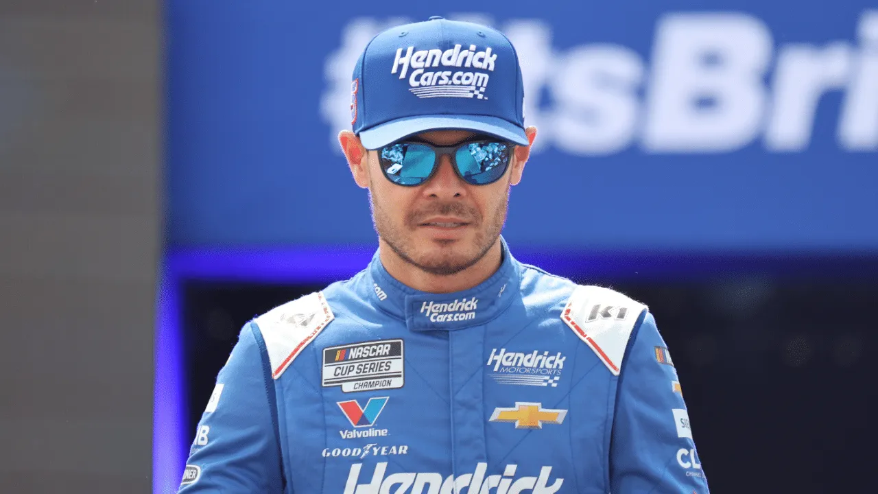 Kyle Larson Compares Long Runs at Bristol to a Day on the Water: 'It's the  Only Track I Ever Felt That Way' - The SportsRush