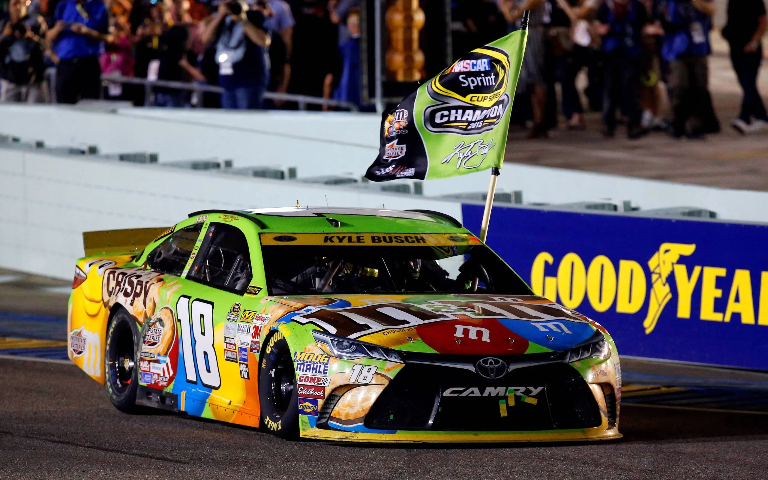 Gallery: Kyle Busch wins NASCAR Sprint Cup