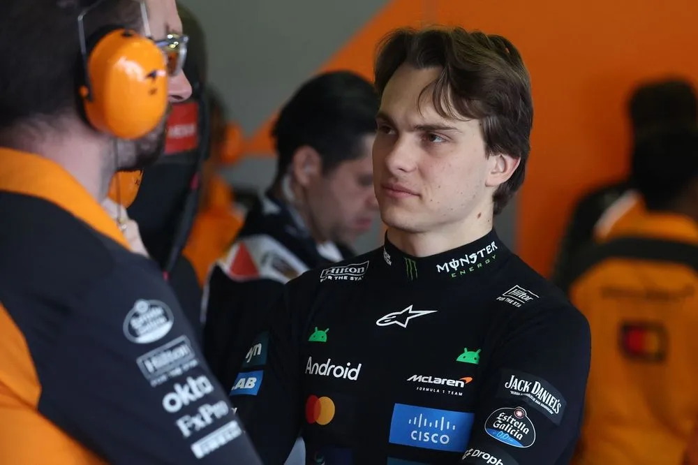Oscar Piastri responds to Jos Verstappen's comments about standing up for  himself